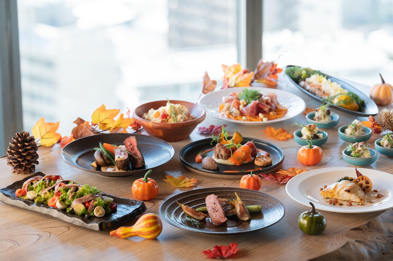 ＜weekend＞Lunch Buffet with a Choice of Main Dish