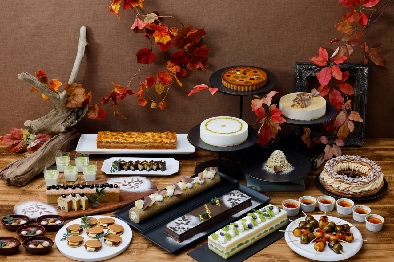 September & November (Sat, Sun, Holidays only)  Autumn Sweets Buffet featuring Japanese and Western desserts