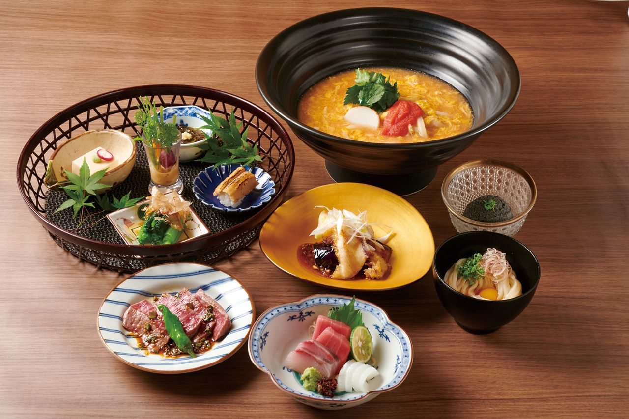 新特選おうどんの会席 7,000円＋飲み放題120分2,000円