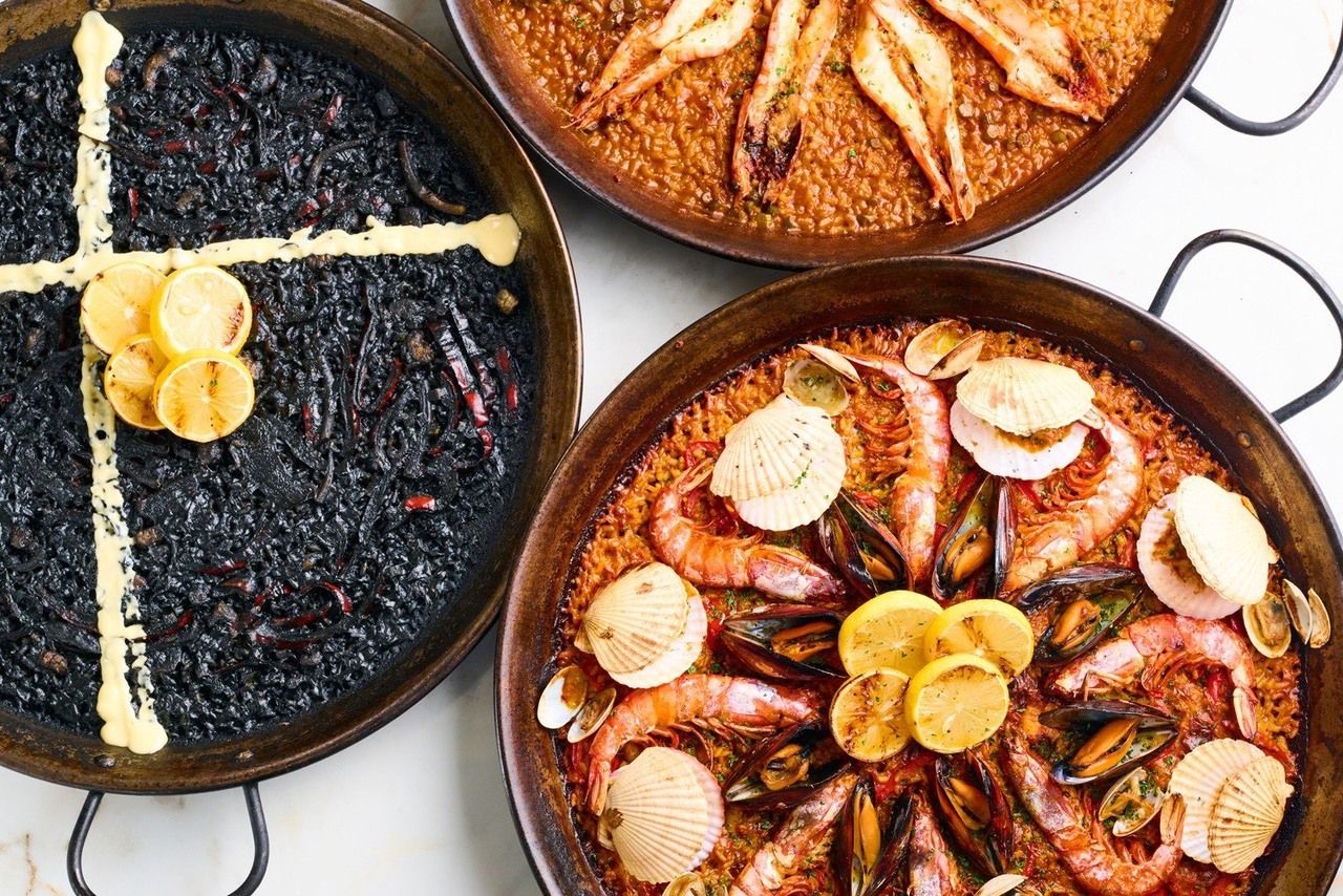 [Hibisco Course] Pinchos & Tapas + Grilled Agu Pork + Choice of Paella + Choice of Dessert
