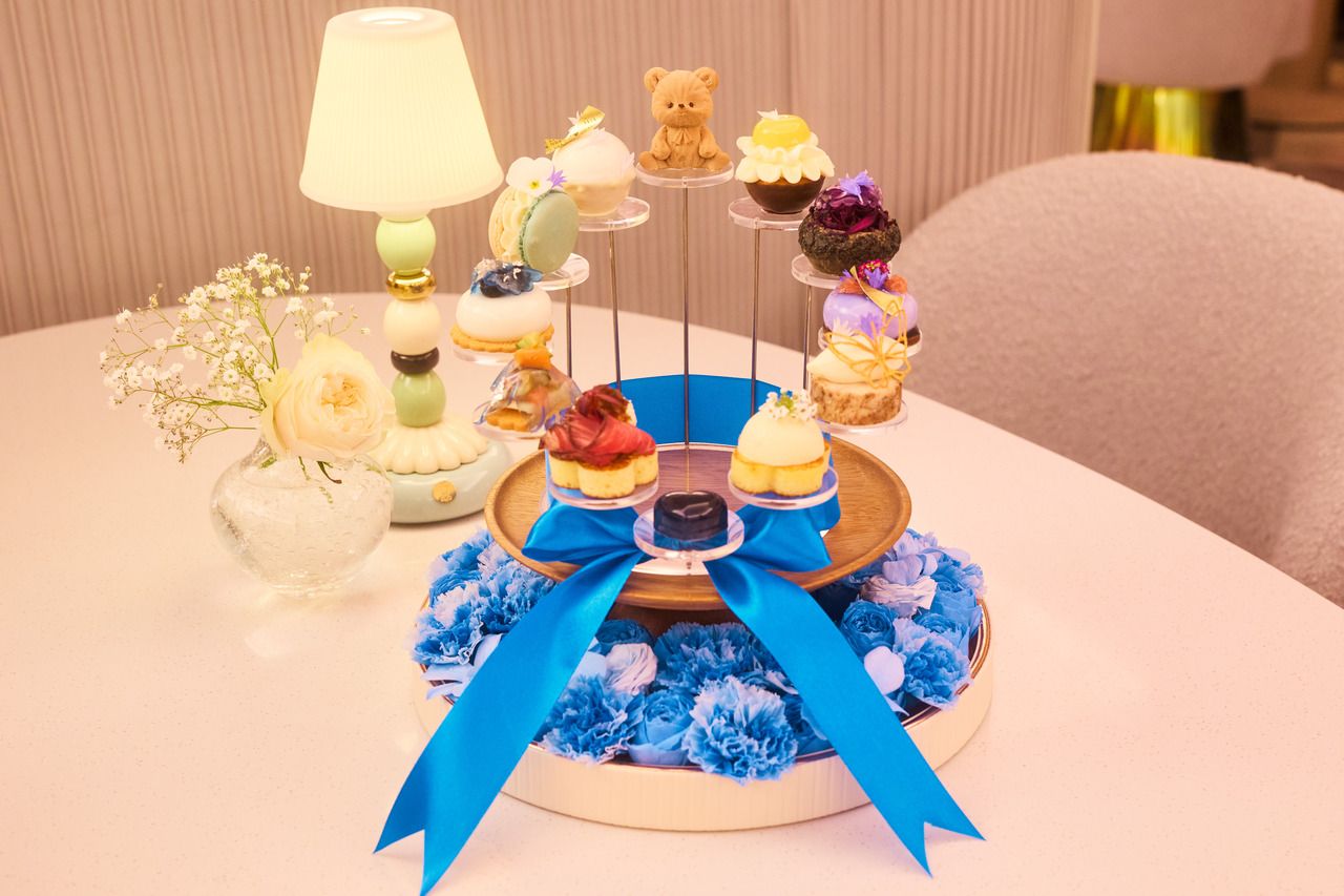 17時スタート Celestial Blue Ribbon Afternoon Tea
