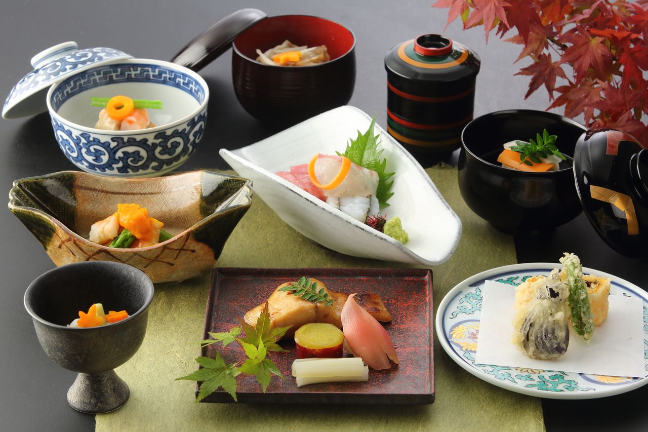 【父の日プラン】選べるワンドリンク付き 会席　星雲～旬魚の焼き物、揚げ物など全9品～