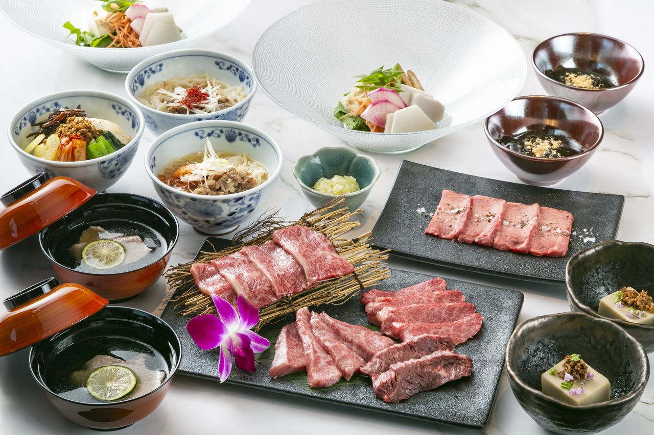 [Orders accepted on the day] [One drink included] "Hatsu" ~Hajime~ | Enjoy the techniques of Kyoto Miyagawacho Suiren in a yakiniku kaiseki course