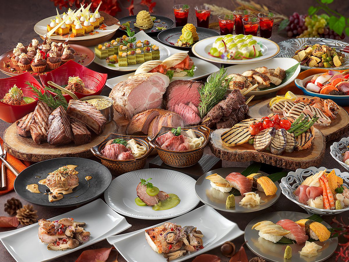 Lunch (Seniors) “Autumn Premium Buffet” ~Grilled Dishes & Harvest Festival of Seasonal Fruits~