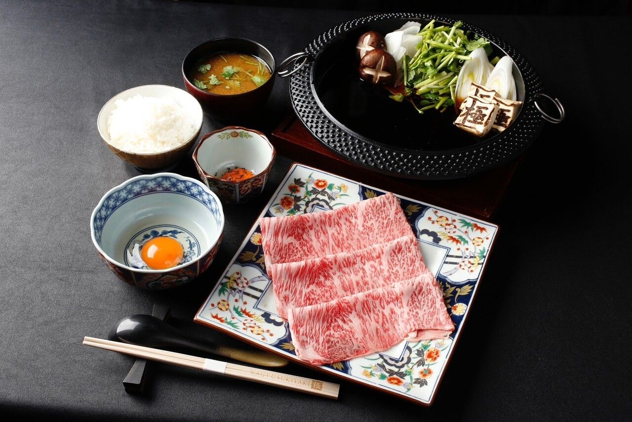 ชุดเนื้อวากิว A5 ในประเทศ 150g