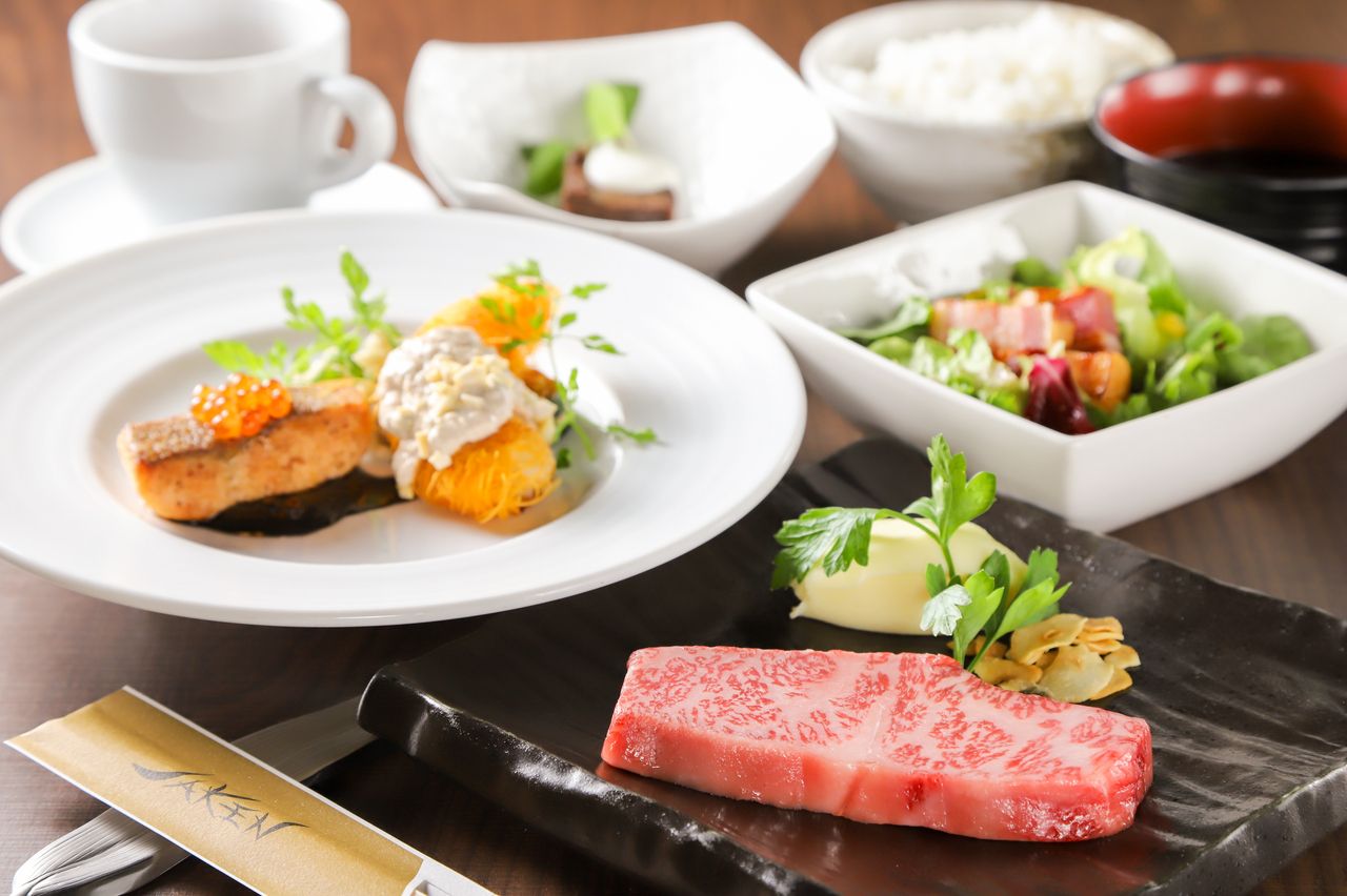 HALAL-CERTIFIED A5 JAPANESE BLACK WAGYU ICHIBO STEAK COURSE