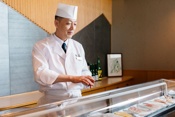 寿司カウンター席