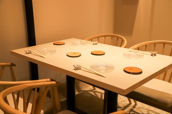 Table seating