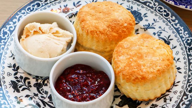 TEA ROOM KIKI Kyoto Arashiyamahonten