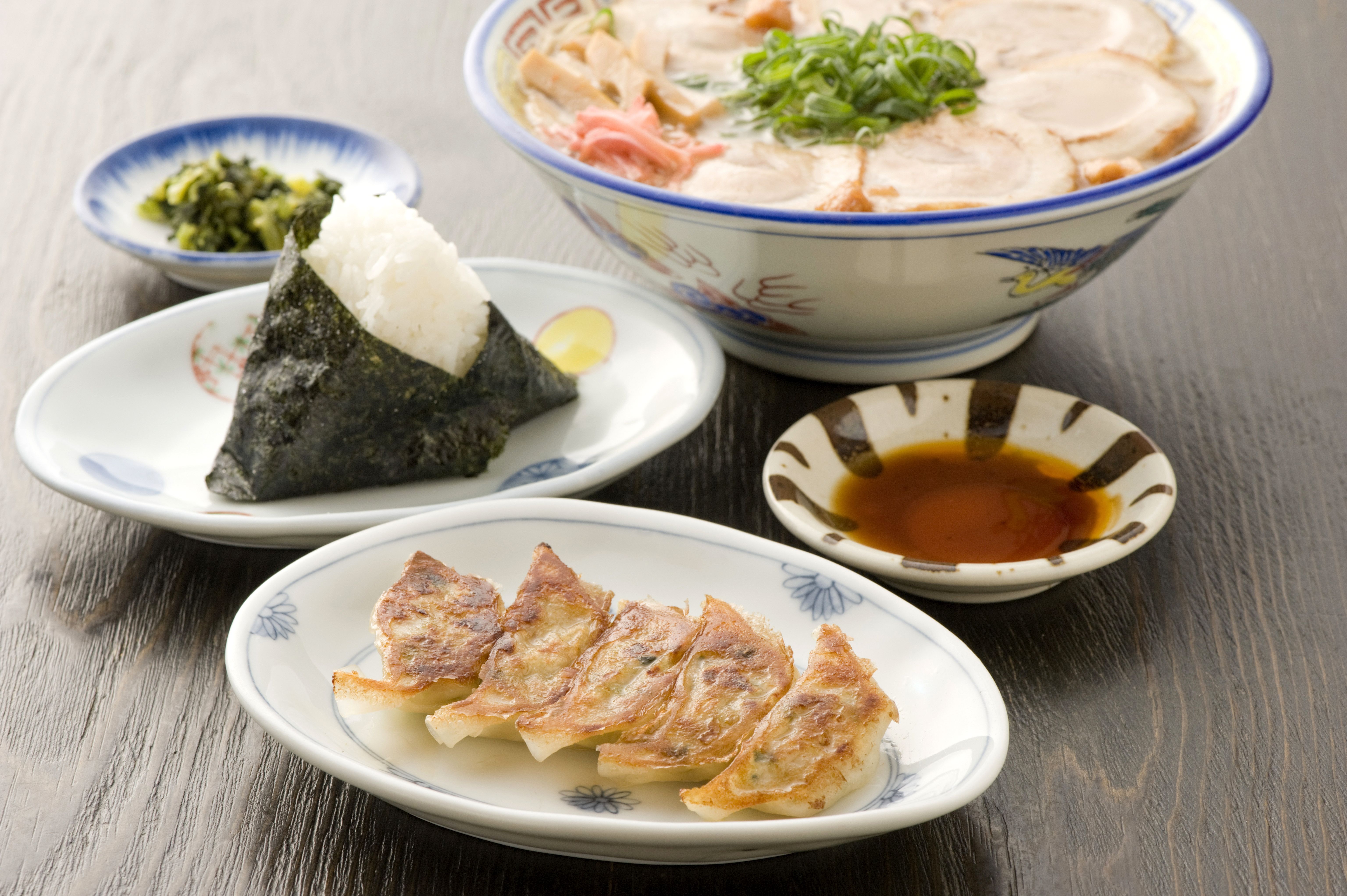 大砲ラーメン　天神今泉店