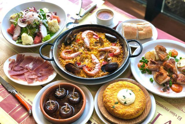 Bar Español LA BODEGA Hakata Store