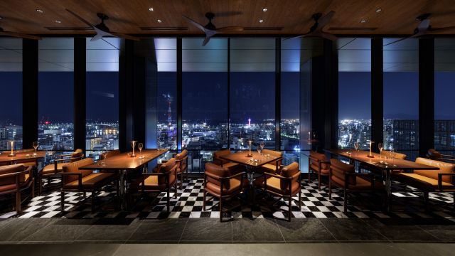 THE KITCHEN / THE ROOF