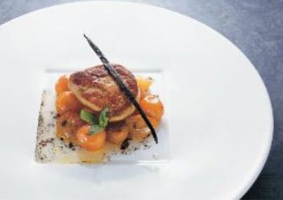 使用當季食材的主廚精選套餐午餐 ¥13,000