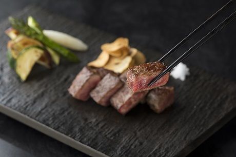 鉄板焼ディナーコース　TEPPANYAKI Dinner course  ￥25,000
