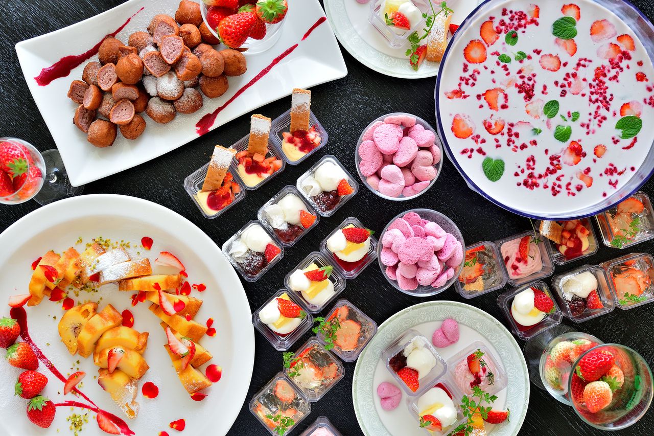 【Lunch Buffet Weekday】シンガポールフード＆スイーツブッフェ （平日時間無制限） 