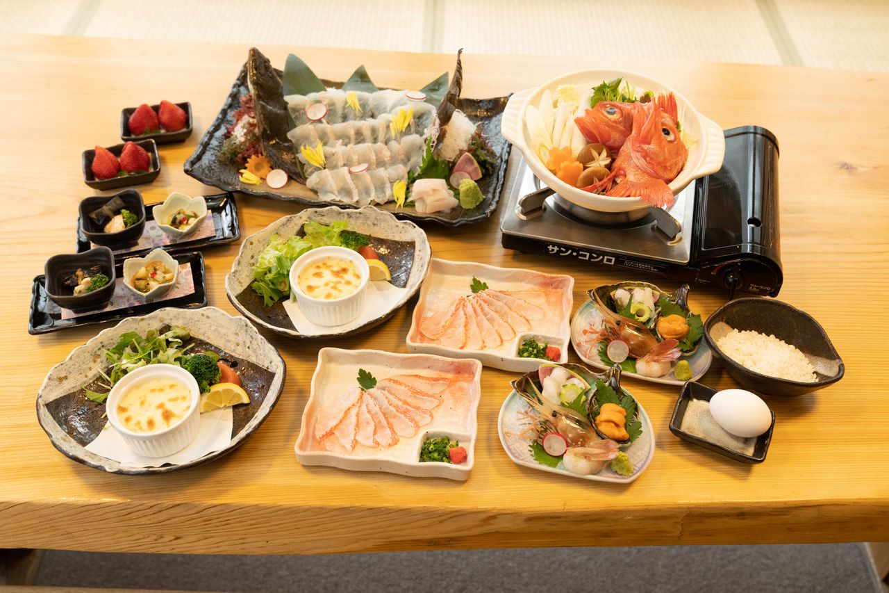 “Kinki Shabu Shabu Course” 9,500 yen (tax included)