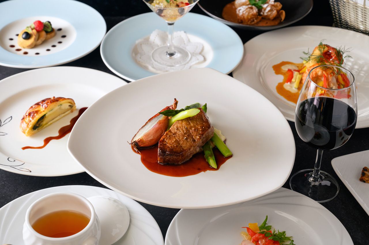 [Menu Special] Luxurious seasonal ingredients, 10-course meal specially prepared by an authentic French chef, 22,000 yen ☆ Private rooms available