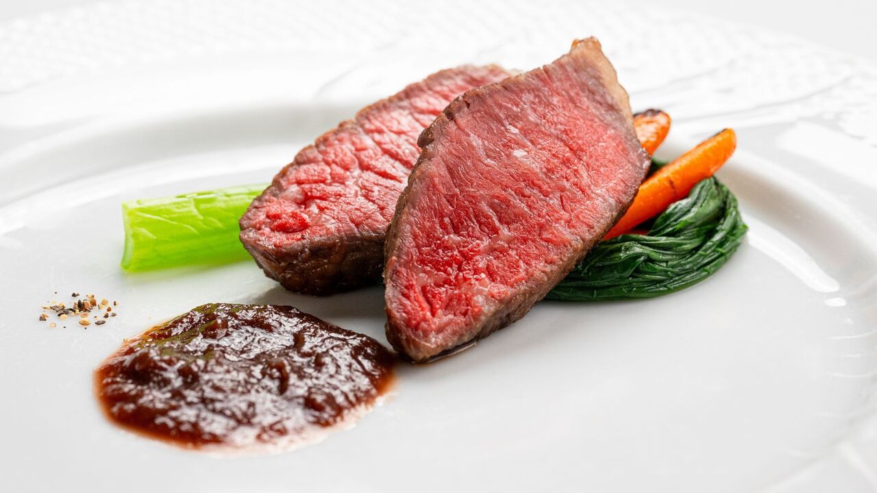 [Dinner course benefit] Sendai beef "A5" rump steak (1 serving)