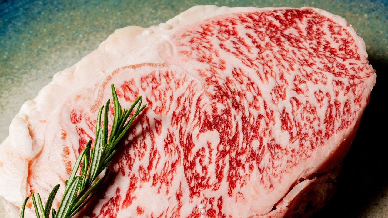 ◆Luxurious Lunch◆ [World-renowned Wagyu beef] ★Wagyu beef sirloin★1 type★Full course