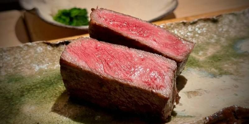 【吧台座位】神户牛肉与当季优质食材的特别套餐，共约9道菜品
