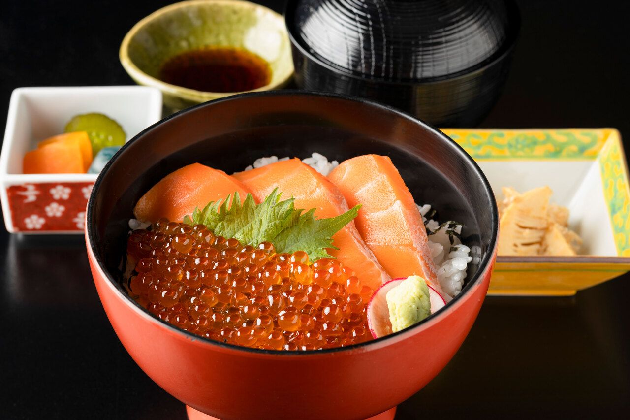 サーモンいくら丼