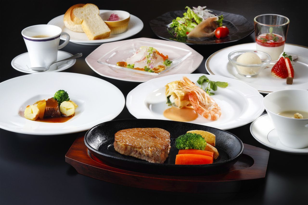 J.特選黒毛和牛シャトーブリアンステーキコース 100g＜数量限定＞