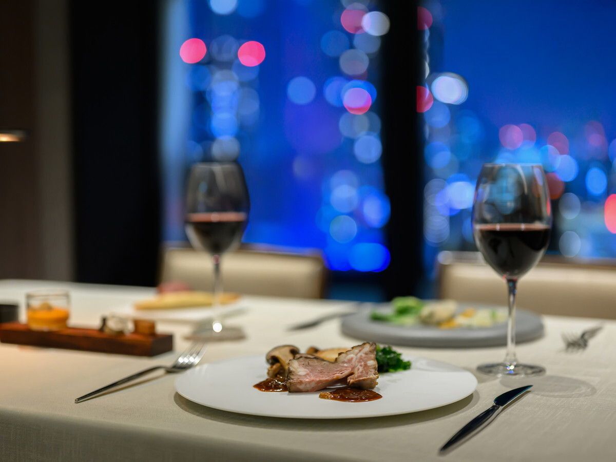 【窓側席確約ディナーコース】黒毛和牛やアンコウなど全9皿