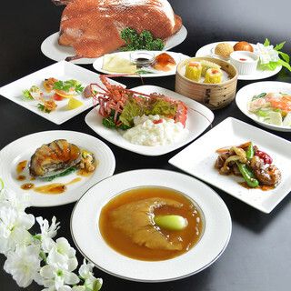 옥구슬 코스 푹신 푹신한 모습 조림, 활동 스테이크, 활이세 새우의 달걀 흰 원단 등 총 9품 22,000엔(부가세 포함) ※요 2일 전 예약※
