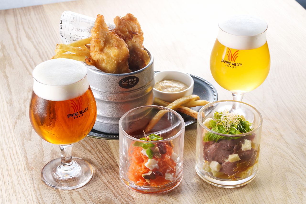 【대인기! ALL DAY 세트】「시그니쳐 COMBO」안주＋피쉬＆칩스＋정평 맥주 8종 프리 플로 90분 3,800엔