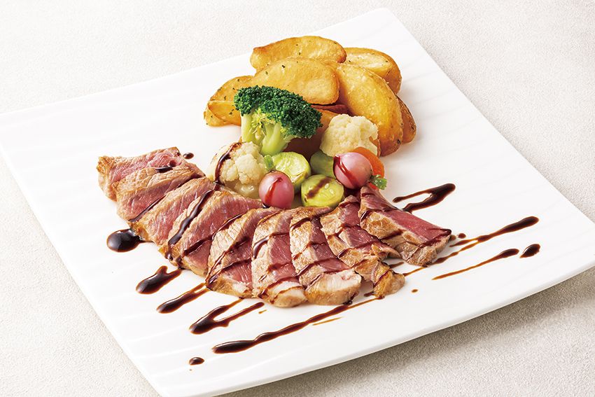 選べるメインのランチブッフェ【肉料理】