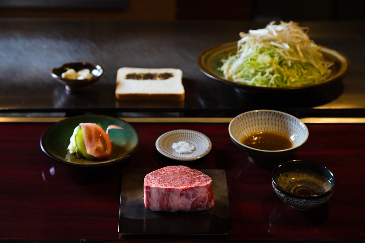 [Oita Wagyu fillet steak 180g]