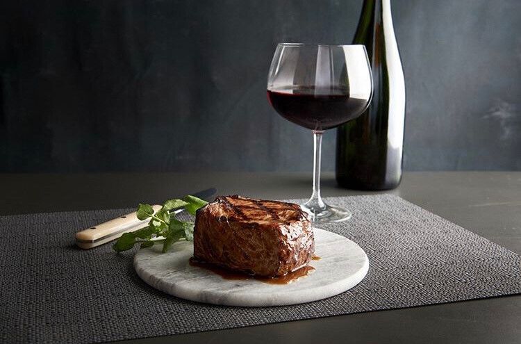 [Filet Mignon Course] Includes a champagne toast! A total of 6 dishes featuring Morton's classics and tender filet mignon