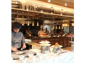 【ランチde懇親会・新年会】＜平日＞仲間で集う楽しいひととき！10名様以上で幹事1名様半額！飲み放題付きプラン