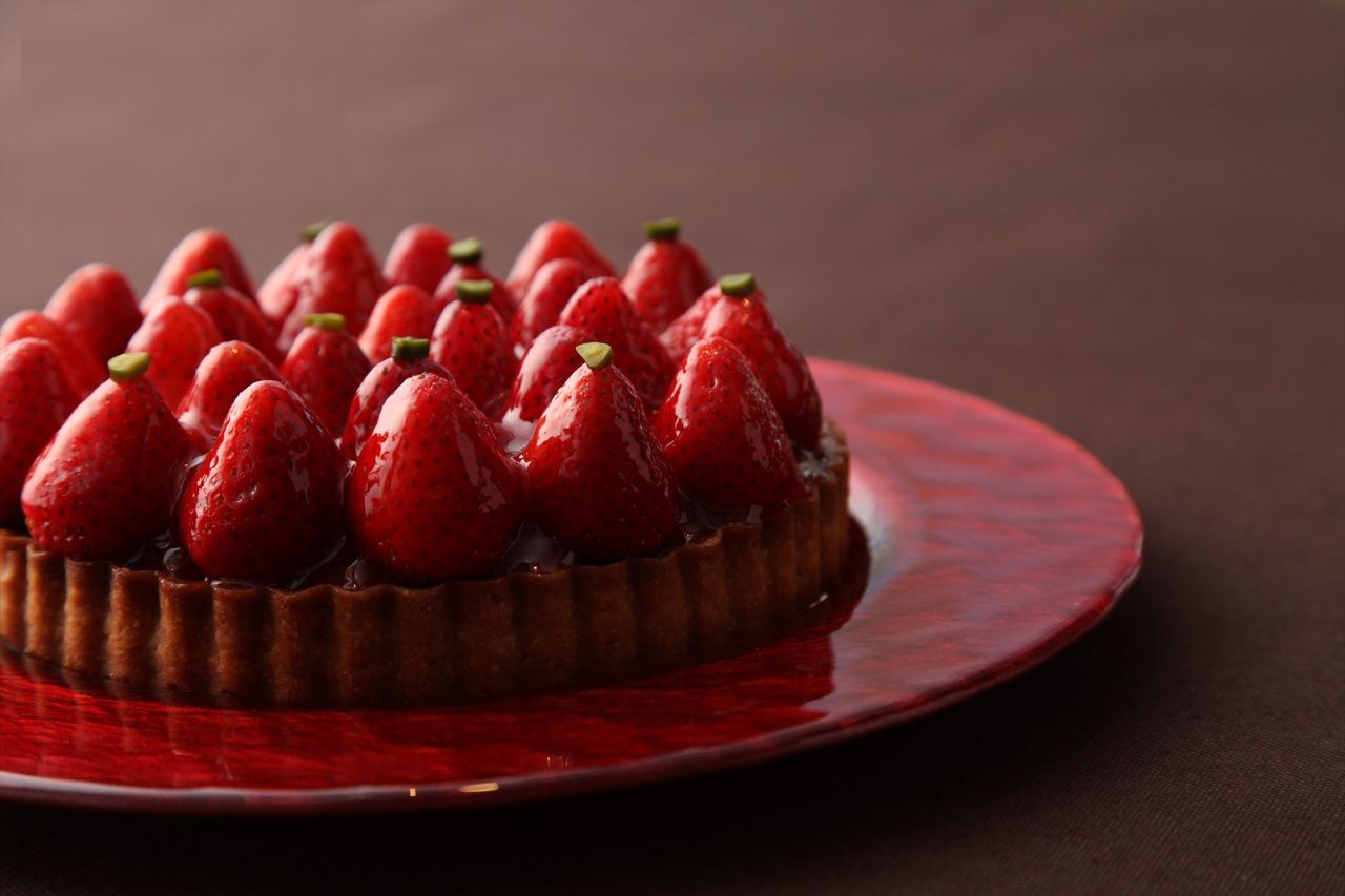 【期間限定開催！】苺の饗宴 2026 ～春香るスイーツフェス～（大人）