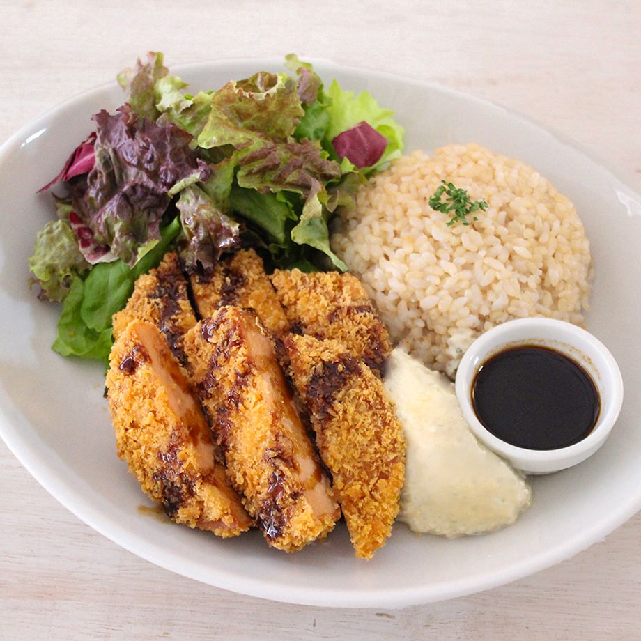 Piring irisan daging kedelai