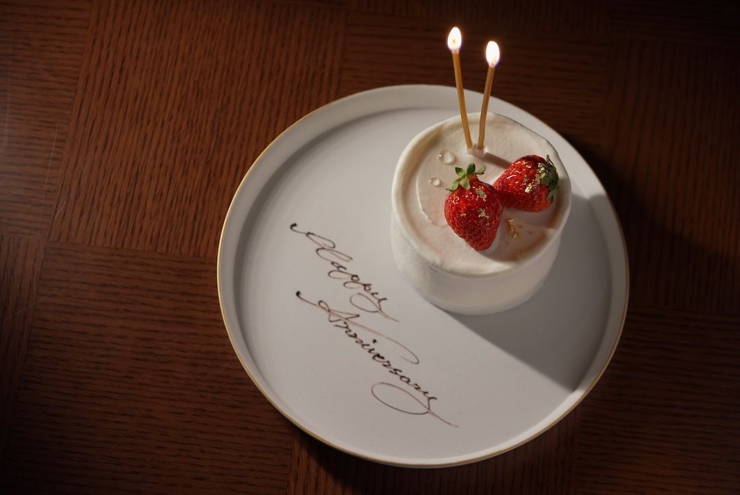 Fresh cream whole cake