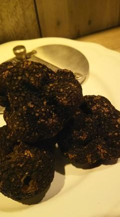 【Tartufo】    (佐野シェフ渾身のトリュフフルコース】【贅沢なトリュフ好きにおすすめ】　最高級なお祝いに是非ご利用ください　（ディナー&ランチ）【ホームページ予約特典　全てトリュフのフルコース】