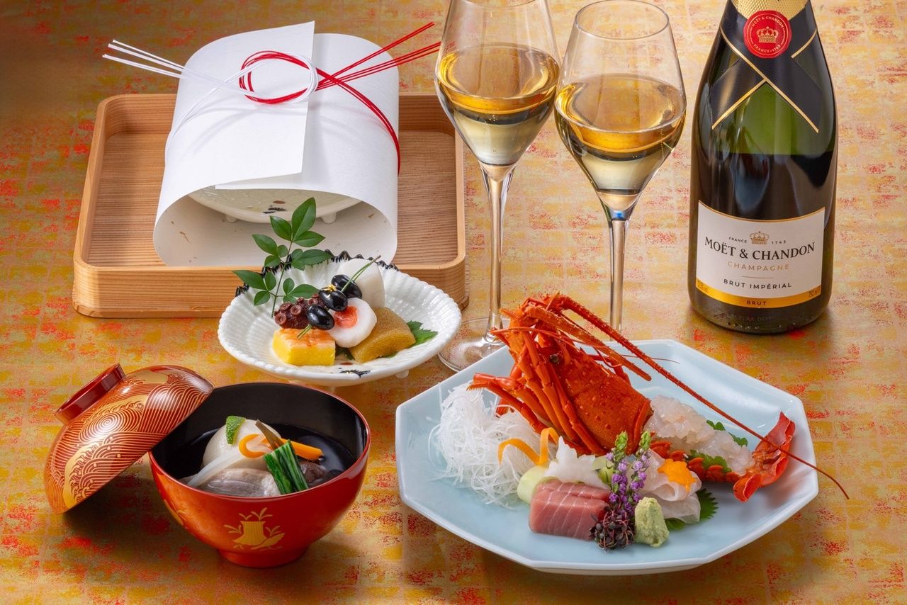 [Keifuku] Free flow champagne and a custom message for dessert