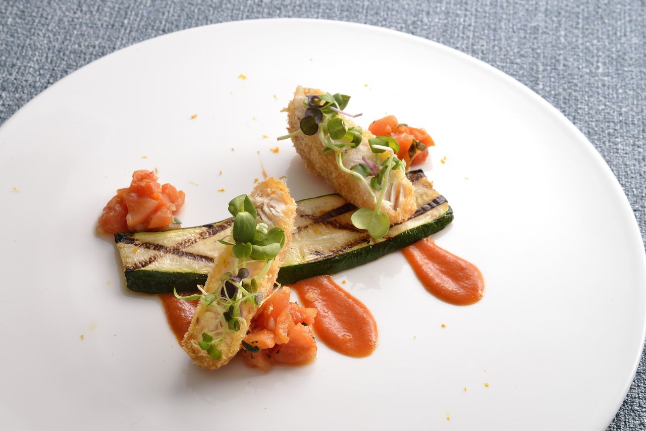 Seasonal Lunch Course (weekdays) 7,600 yen
