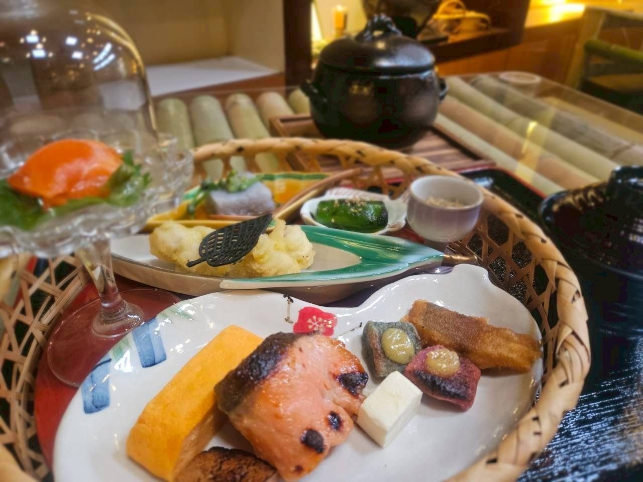 Bamboo Basket Set with Seasonal Donabe (clay-pot) Rice — Reservation Required, Limited to 5 Servings
