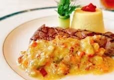 [Lunch Course] 4 dishes including appetizer, soup, meat as the main, dessert, and a drink after the meal.