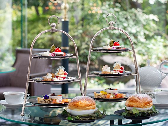 Christmas Afternoon Tea + Souvenir Scones