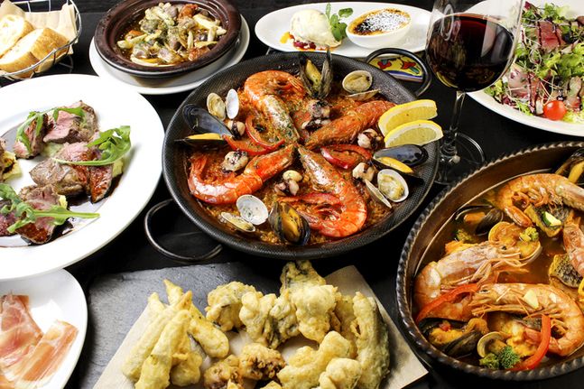 HP予約限定!!【ベストレートプラン｜忘新年会にもおすすめ★ディナー】LA BODEGA名物コース《平日限定プレミアム飲み放題付き》［4名様～］