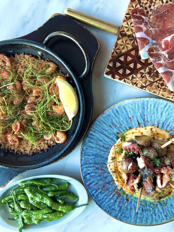 2-14 people　Standard course of 10 dishes including popular Spanish classics