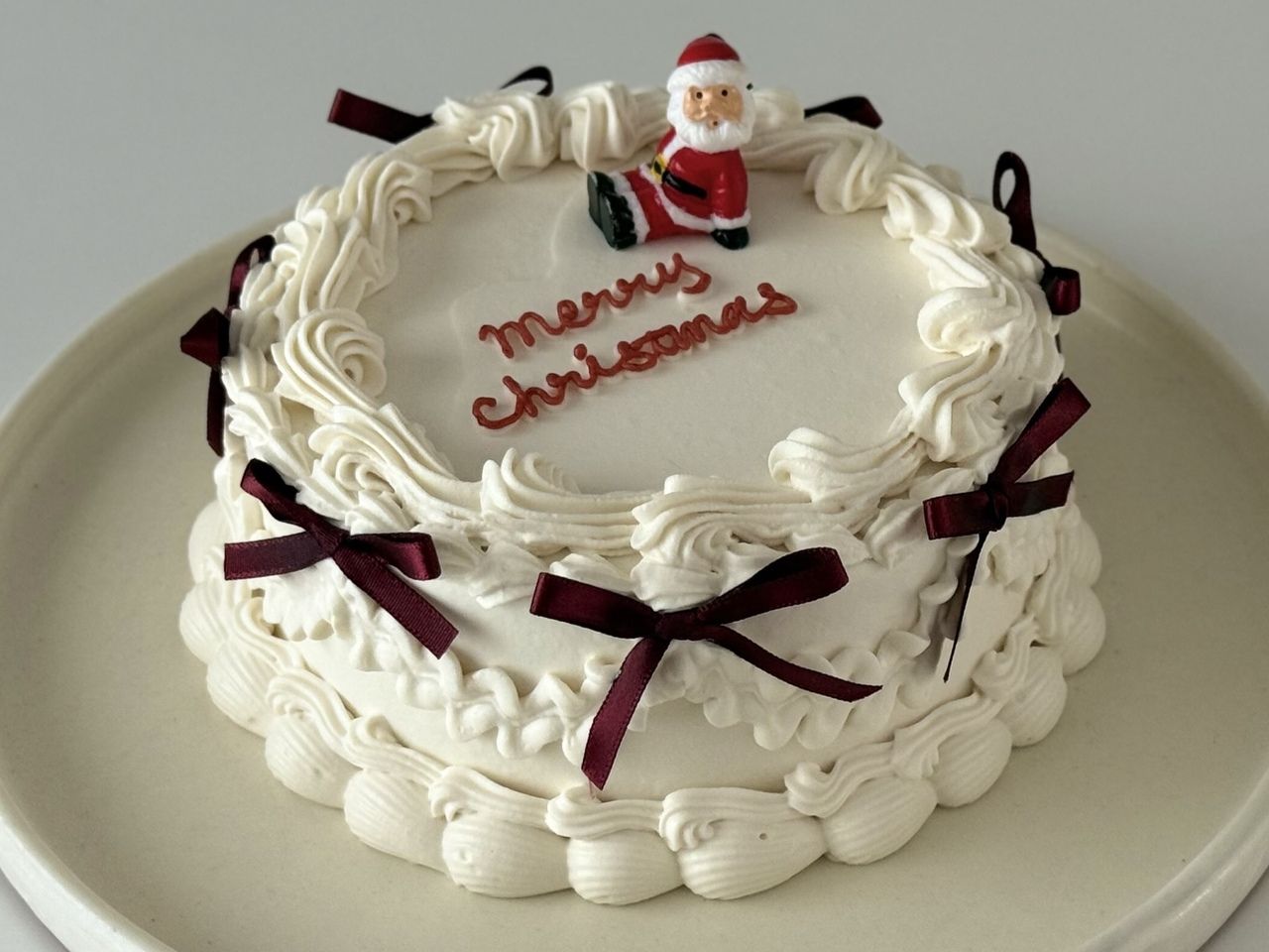 クリスマスショートケーキ（リボン）：直径15cm（5〜6人用）