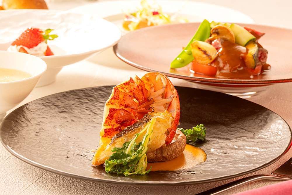 [New Year's Holiday] Lobster Course Lunch - Bouquet -