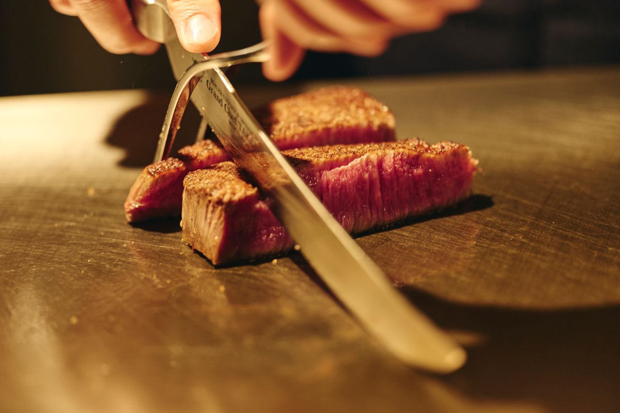 【スタンダードコース】A5黒毛和牛×鮑 / 人気料理全7品