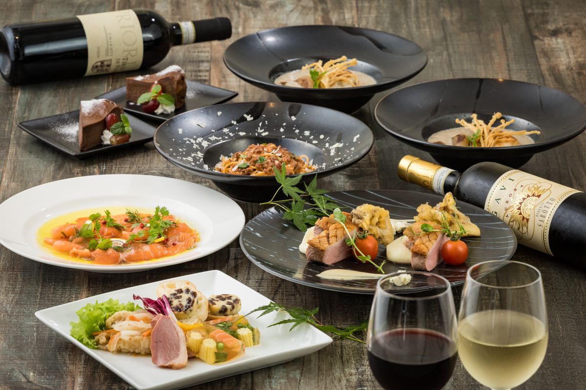 Seasonal party plans featuring seasonal ingredients