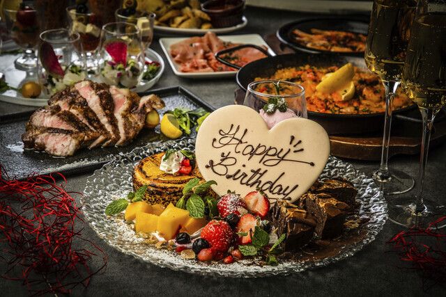 12月～Anniversaryコース～記念日に・メッセージプレートで祝福！豪華タパスなど全7品【2H飲み放題付】