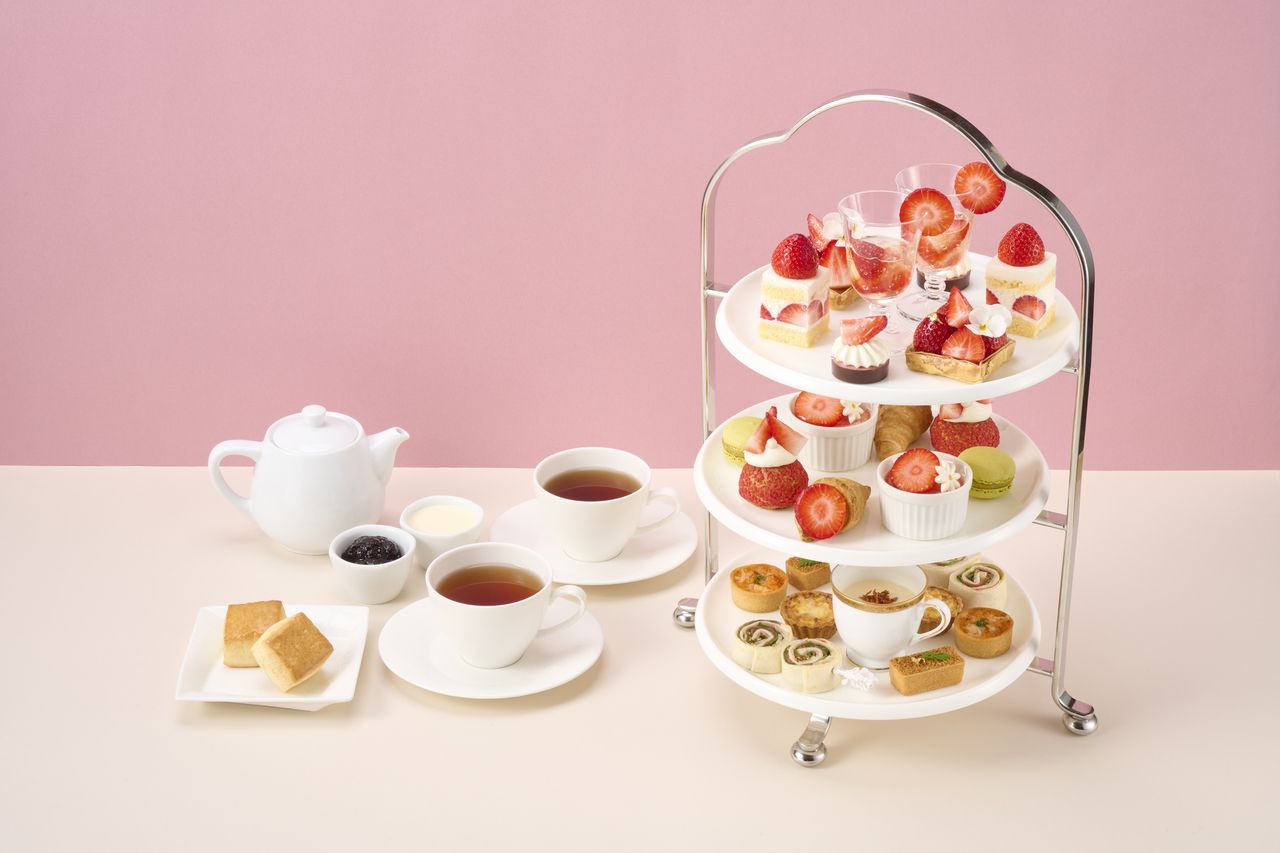 ストロベリー アフタヌーンティー【1月31日までの土・日・祝日と、2月1日～4月30日のご予約はこちら】インペリアルクラブ会員の皆さま